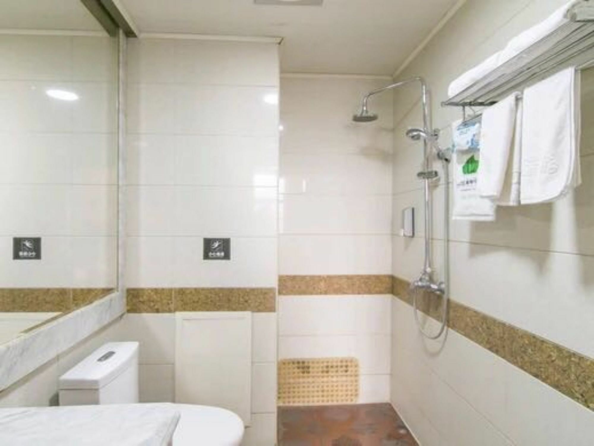 Tianjin Bindao Business Hotel Binhai  Extérieur photo
