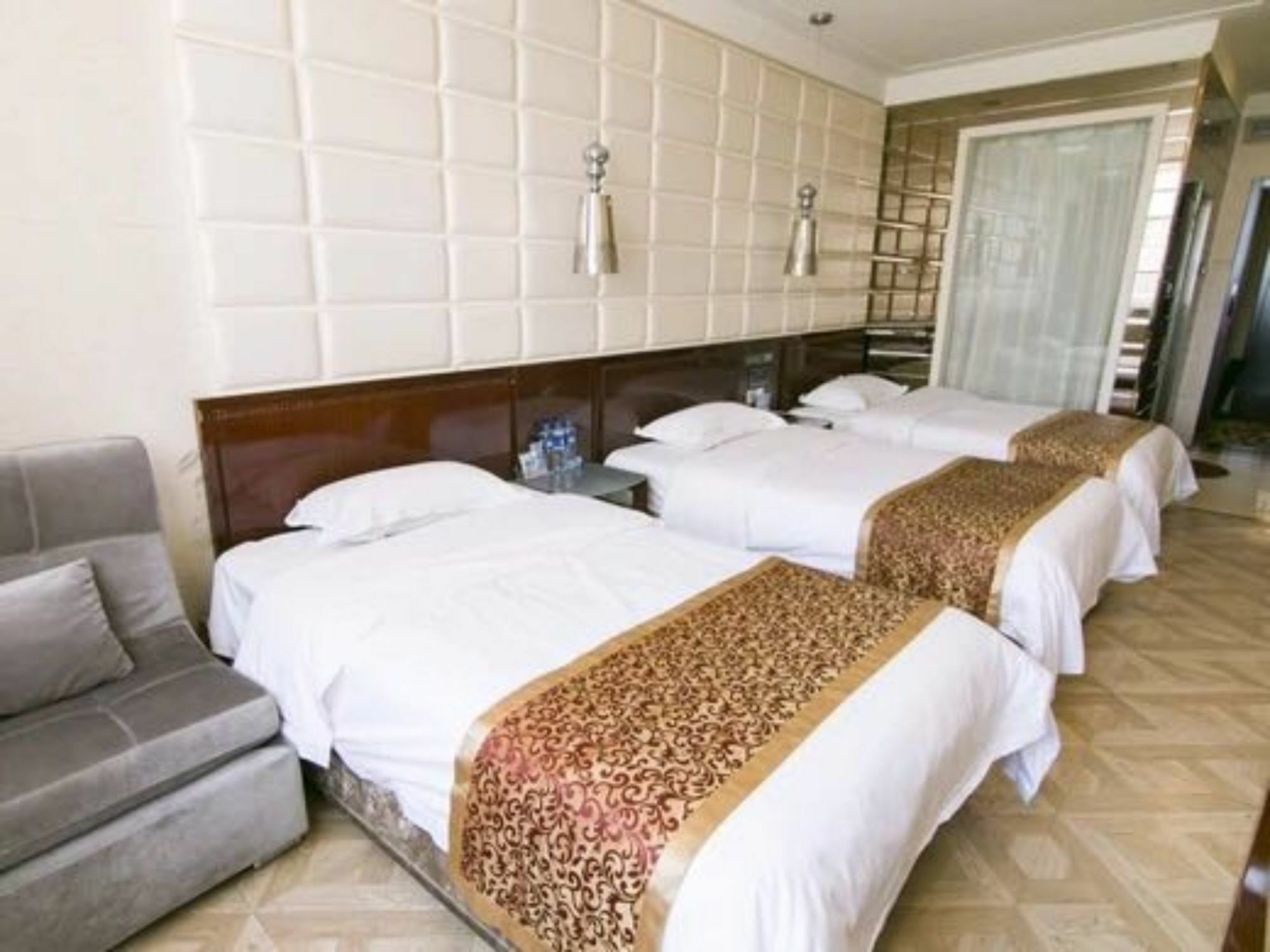 Tianjin Bindao Business Hotel Binhai  Extérieur photo